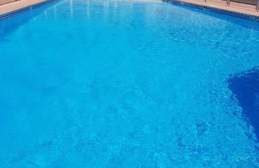 Studio avec Terrasse, Parking et Piscine, proche du Golf de St Donat et du Tennis - Foto 3