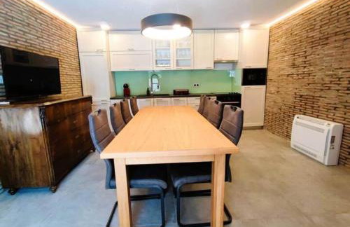 Private Oasis with Pool - Foto 2