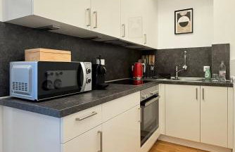 Schickes Apartment mit Balkon nähe Hbf-Lift-Zentrum - Foto 4