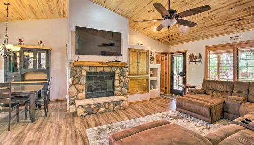 3 Mi to Trails Woodsy Retreat in Overgaard! - Foto 3