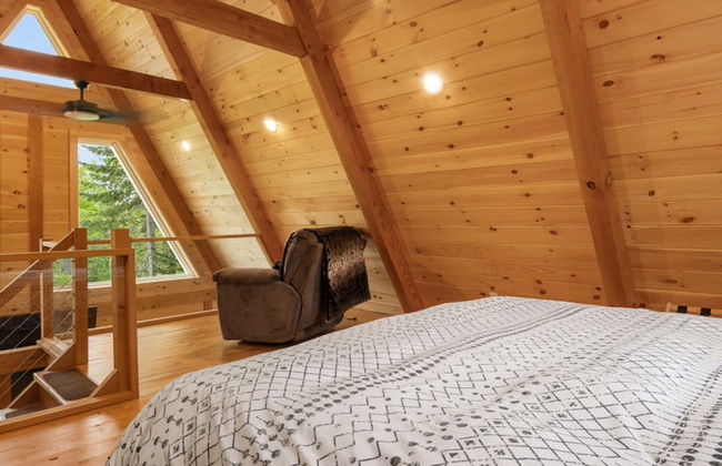 Birch Haven Tree House Directly ON Trail - Photo 29