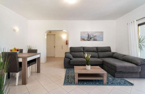 Host Wise - Lively Charming Apartment w Pool - Foto 5