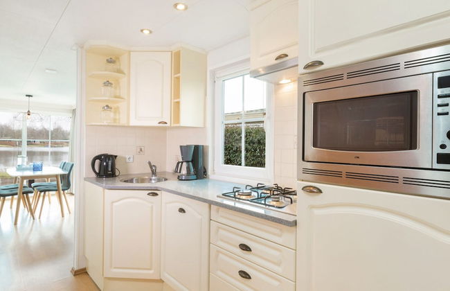 Modern and Cozy Chalet in Twente - Foto 3