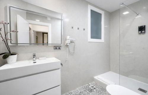 Apartamento Colom BCN, amplio, con balcón y vistas al Port Vell - Photo 12