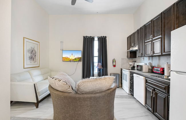Stunning Condos Near French Quarter - Foto 52