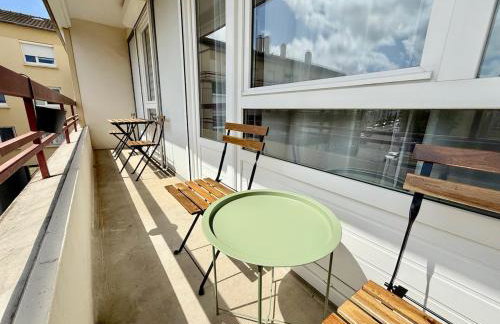 Appartement lumineux avec balcon - Foto 6