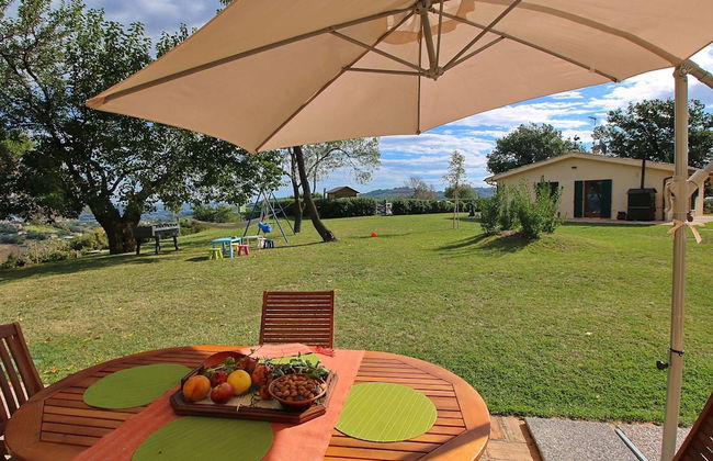 Cottage in Montelabbate With Pool & Forest - Foto 25