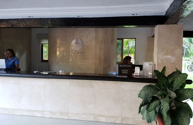 Villa Facing the Beach in a Large Terrace 7 Pools, Tennis Courts, 247 Security - Foto 28