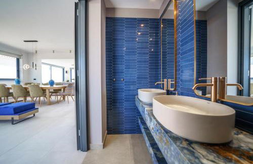 Naval villa-Panoramic villa with heated pool on the roof - Photo 19