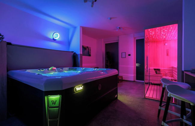 TESLA Residence Subotica - Photo 53