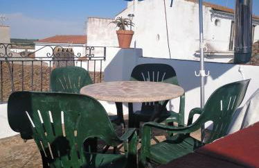 Charming house with mountain view in Encinasola, fireplace - Photo 2