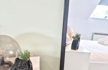 Hyland Apartment by CityNest - Foto 6