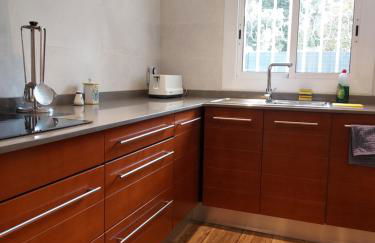 Cerca de Barcelona, y entre tres Parques Naturales, casa de 4 habitaciones y 2 baños con piscina, barbacoa y chimenea - Foto 14