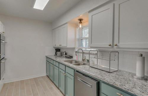 Dream Vacation Home with Pool for Large Groups - Foto 14