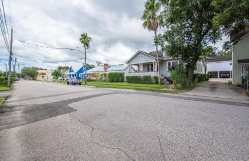 The Old Mission Collection - Downtown Bungalow - Foto 36