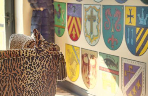 Romantic four poster Cottage private outdoor Hot Tub & Sauna at Harthill Hall plus private daily use of indoor pool and sauna 1 hour per day - Photo 10