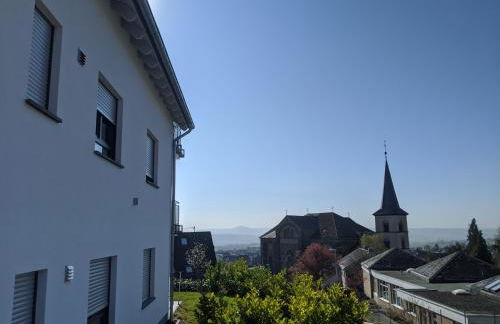 Ferienwohnungen Pellenzblick - Wohnen auf Zeit - - Foto 36