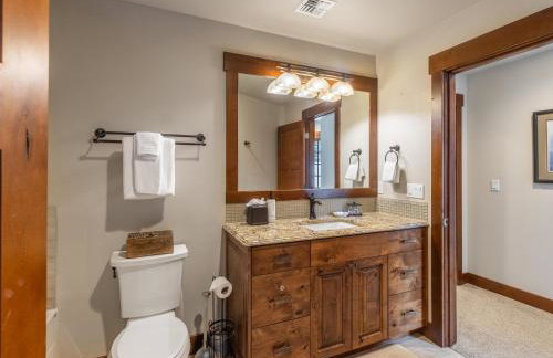 Family Home, Hot Tub, Suncadia Pool Access - Photo 17