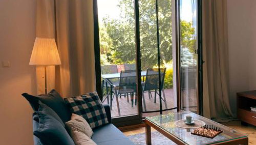 Cozy Garden Apartment Near Krakow - Free Parking - Foto 1, Garden view