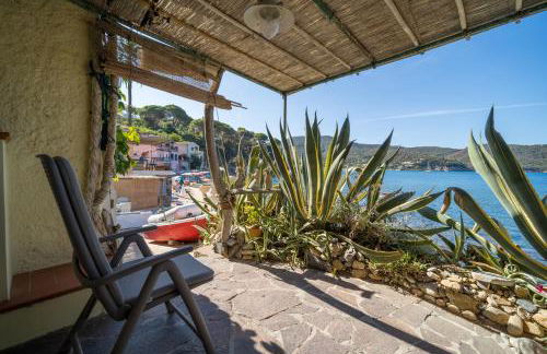 Agave direclty on the beach - Goelba - Foto 28