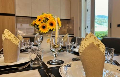 L' Antico Scoglio Appartamenti comfort Nocera Terinese Scalo - 4,7 e 11 Ospiti - Navetta Aeroporto-Stazione & Multi-Destinazioni - Piscina - Spiaggia a 300mt - Giardino e Zona pranzo all'aperto - WiFi & SmartTV - Aria Condizionata - Foto 17