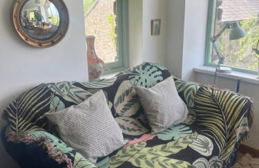Lofthouse - secluded quirky cottage with sea views! - Photo 12