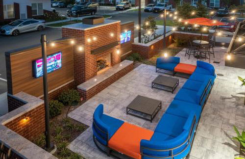 H4N Furnished Apartments at Ellipse Urban in Hampton VA - Photo 8