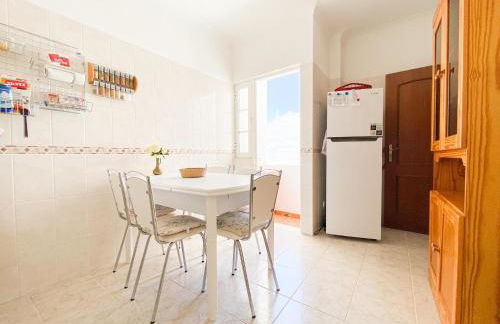 Retreat with Terrace and View in Espiche #1887 - Foto 12