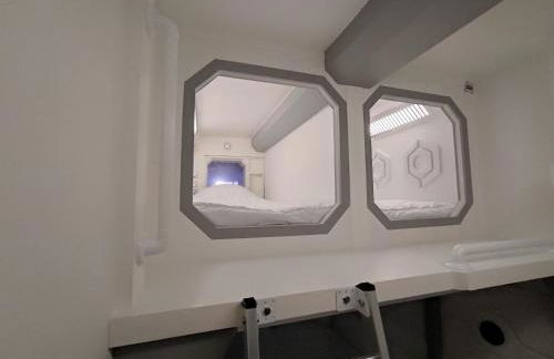 Space Lodge, vaisseau spatial - jeu type escape game - Photo 5