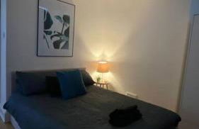 2 Bedroom Flat in Camberwell Green - Central Location with excellent connections to tourist attractions and main London airports - Photo 15