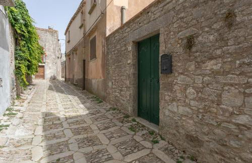 Erice Lovely Apt with Terrace and Stunning View - Foto 41