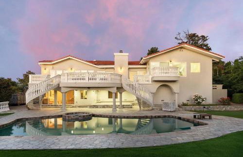 Independent Unit in Luxury Hillsborough Retreat Pool, Hot Tub and Views - Foto 2