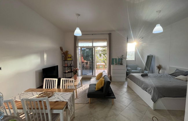 Dubai Green Oasis Retreat - Photo 16