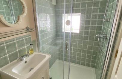 Enchanting Harbourside Cottage with Panoramic Views - Foto 29