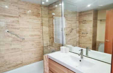 Seafront apartment in Blanes S'Abanell Central Park - Photo 16