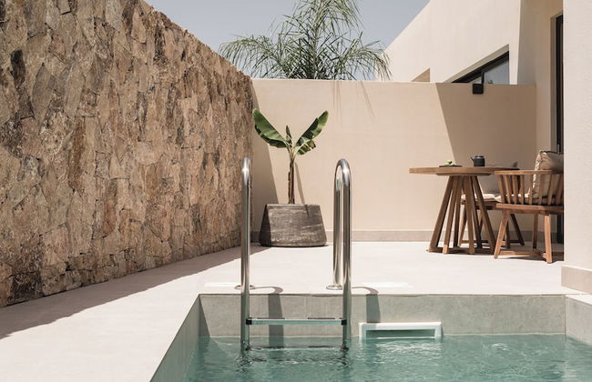 Seven Rocks Suites - Photo 44