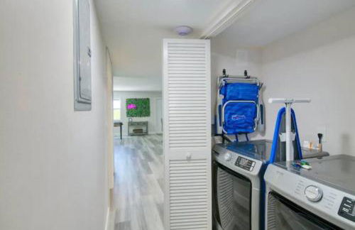 Dog friendly condo with beach access, hot tub, firepit - Foto 31