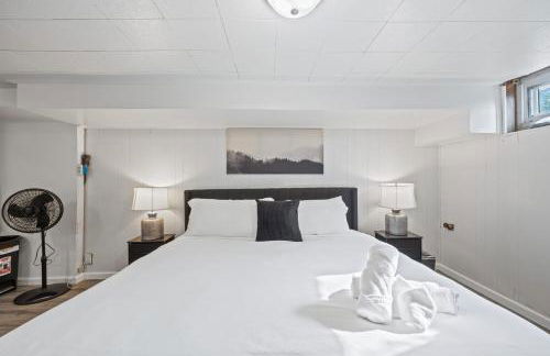 --Free Parking & 2 King Beds -- Vintage Retreat -- Floyd's Freedom - Foto 19