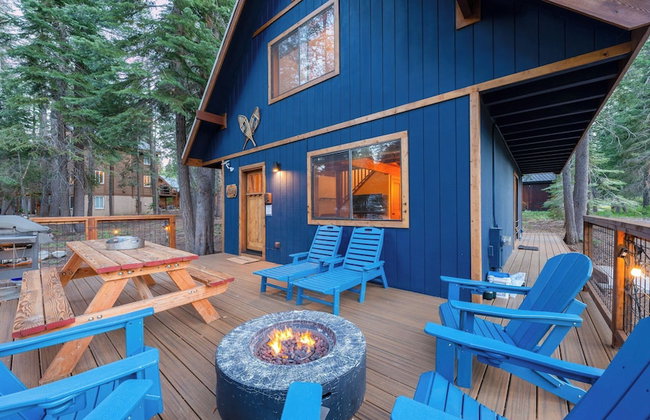 Minutes to Skiing & Lake Hot Tub, Fire Pit, Deck Indigo Owl by Avantstay - Foto 81