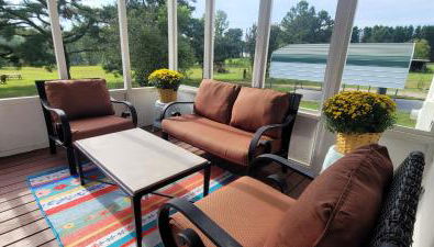 Meadow Farm in Holly Springs, NC - Foto 2, Garden, Garden view