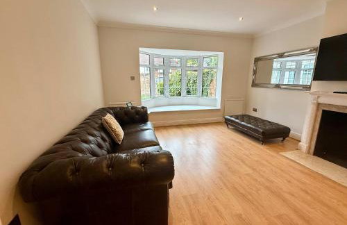 Refined Cottage Living Near Ascot & Windsor - Foto 5