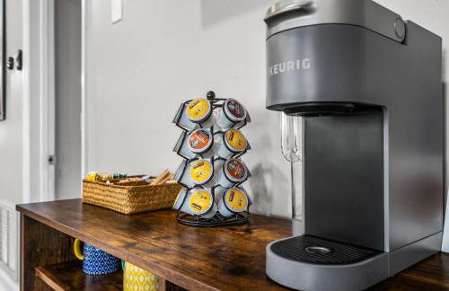 Bali Inspired home with Heated Pool, Sauna and Hot Tub! Close to Beach and Atlantic Ave - Photo 26