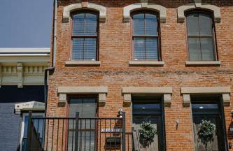 Stunning 4BR Townhome Rooftop City Views - Foto 11