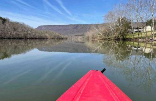The Barn at Evermore: riverfront retreat w/hot tub - Foto 29