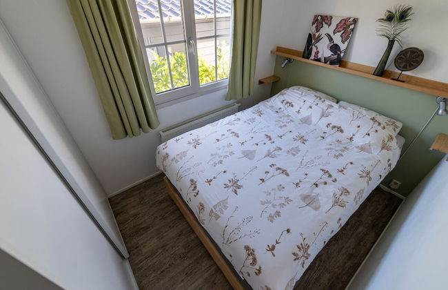 Canal-side Stay, Giethoorn - Photo 4