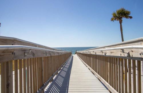 Beach Paradise - Perfect Ocean Sunset Views with Pool & Sauna & Breakfast! - Foto 46