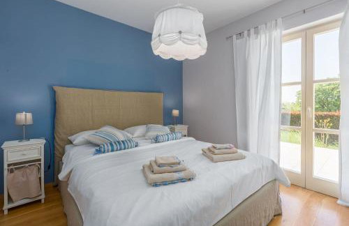 Mediterrane Steinvilla mit beheiztem Privatpool, aromatischen Mittelmeerpflanzen - Foto 13