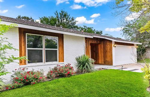 4BR Luxury Stay | 2 Kings | Near DT | Family+Games - Foto 50