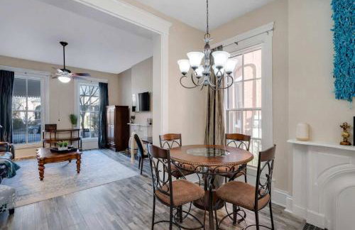 Family-Friendly 2 Unit Retreat in Louisville - Foto 3