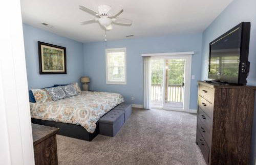 Relax,Fish,Grill,Chill! Pup,Kid Friendly Riverfront Paradise! Amenities,Gameroom - Foto 9